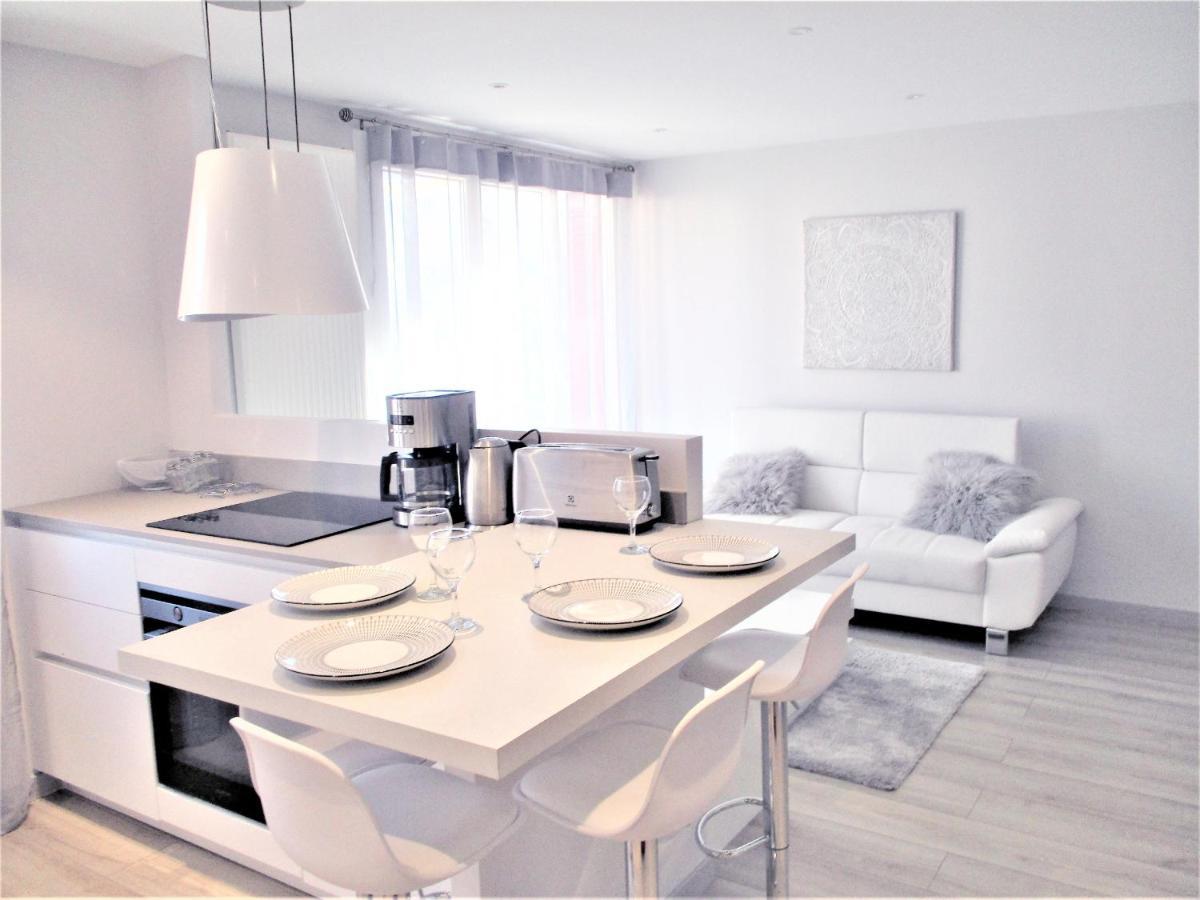 Le White Cosy A 5 Minutes Du Lac Avec Parking Privatif Gratuit Анси Екстериор снимка
