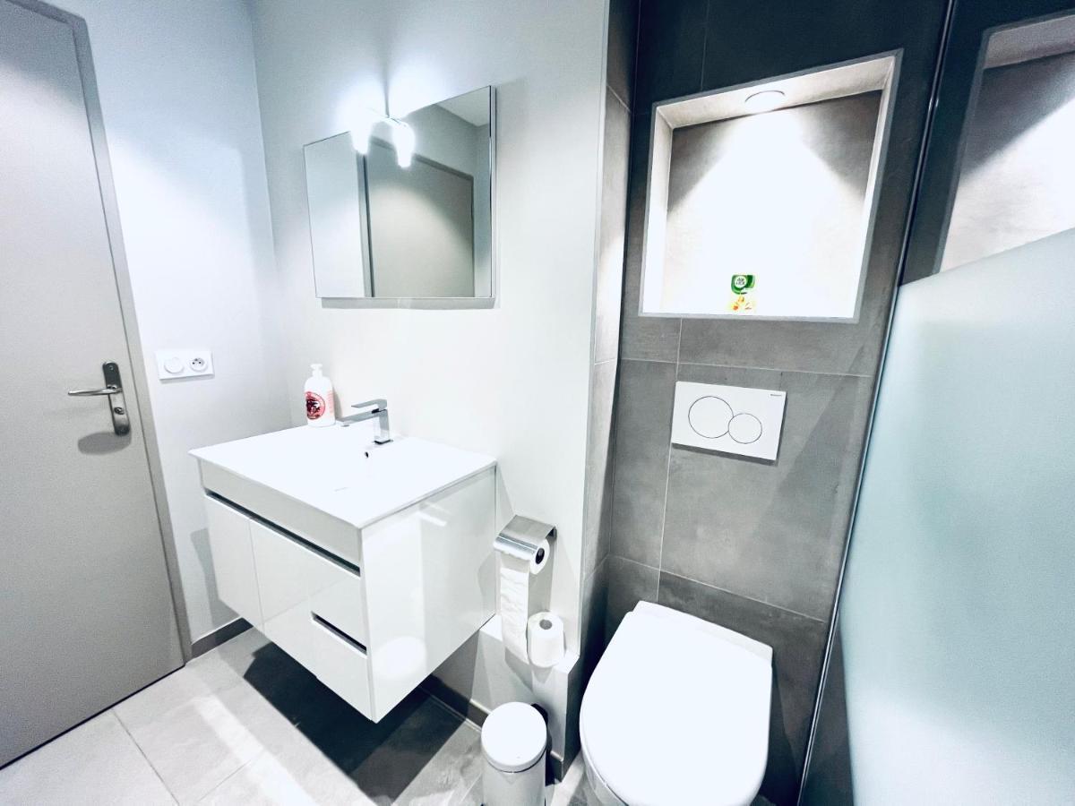 Le White Cosy A 5 Minutes Du Lac Avec Parking Privatif Gratuit Анси Екстериор снимка