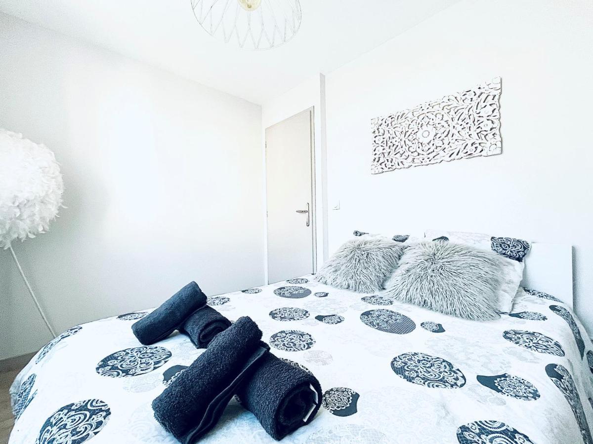 Le White Cosy A 5 Minutes Du Lac Avec Parking Privatif Gratuit Анси Екстериор снимка